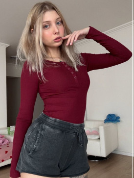 Emily Morgan, 27, United States