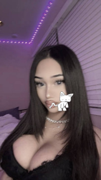 Kate, 19, United States