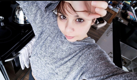 Annabel411, 29, Canada
