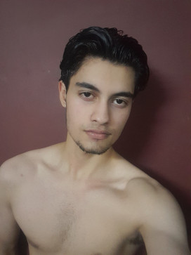 Navdeep Warraich, 18, India