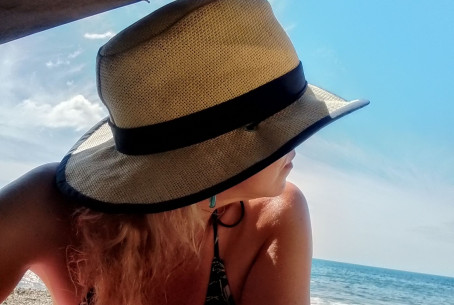 Elba B, 44, Costa Rica