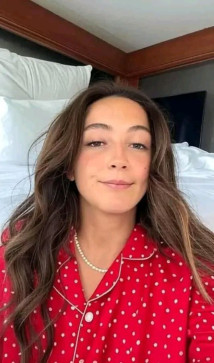 Olivia, 23, United States