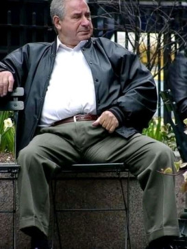 Dan60, 60, United Kingdom