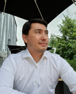 Seung Park, 45, United States