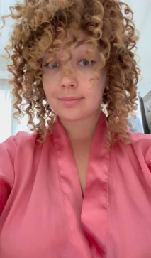 Ella, 30, United States