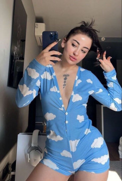 Lisa Grace, 25, United States