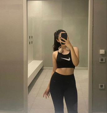 Kyra, 19, India