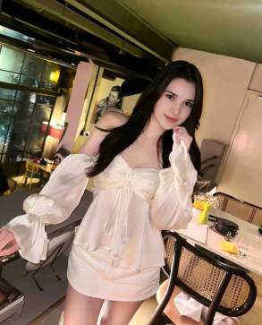 Karolina, 20, United States