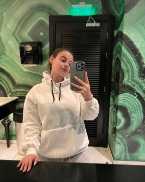 Gwen, 30, United States