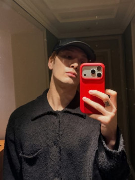Jonathan Roumie, 18, United States