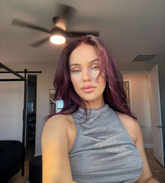 Kristen, 25, United States