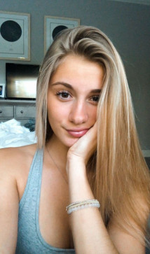 Angela____l, 23, United Kingdom