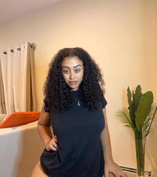 Ginevra, 24, United States