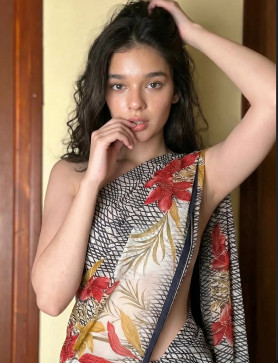 Ziya, 22, India