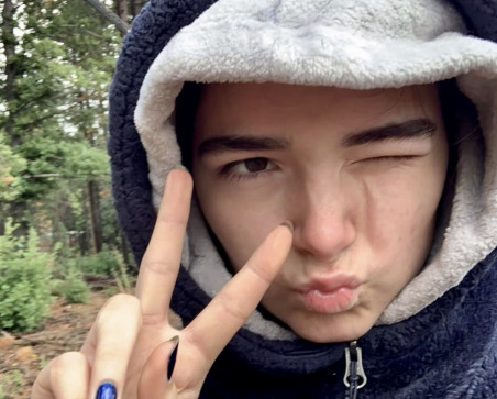 Alice, 18, United Kingdom