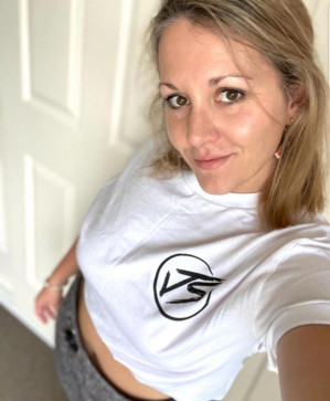 Julie, 35, United States