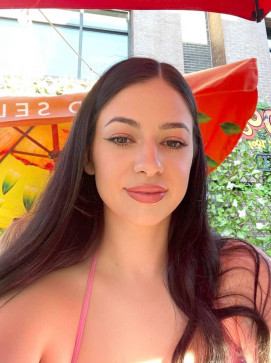Aliyah, 35, United States