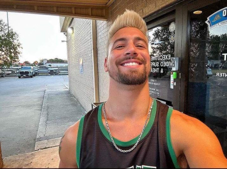 Mickey, 38, United States