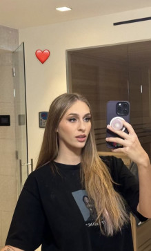 More Pugh, 24, Germany
