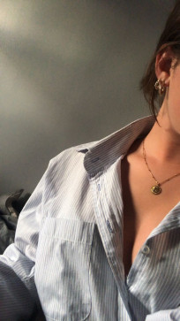 Ayana, 33