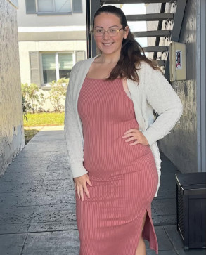 Karensam, 42, United States