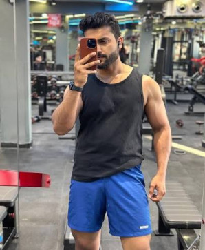 Piyush, 26, India