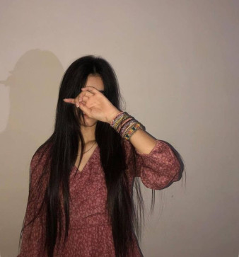 Linxi Anny, 29, India