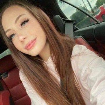 Brittany Elizabeth, 28, United States