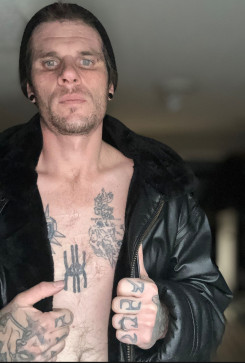 Saint Nullom, 25, United States