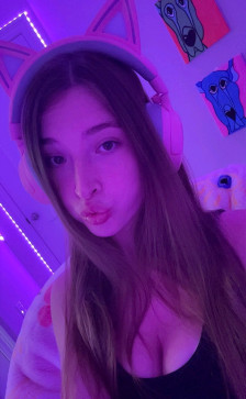 Princess Vanessa, 18, United States
