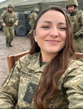 Olivia, 38, United States