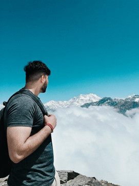 Sam, 20, India