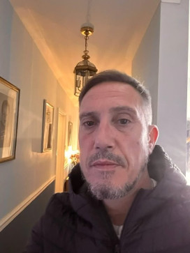 Nickadamsapple, 51, United Kingdom