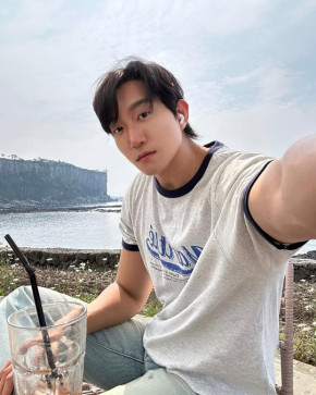 Jang, 26, United States