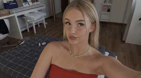 Kiek, 19, Netherlands