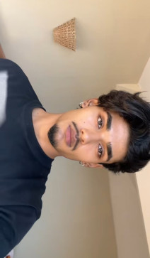 Alex, 23, Qatar
