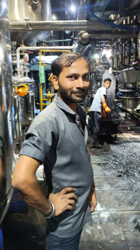 Sandeep 7, 42, India