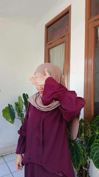 Vachi19, 26, Indonesia