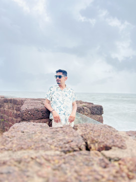 Siddharth Mistry, 27, India