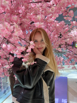 Edith, 33, Netherlands