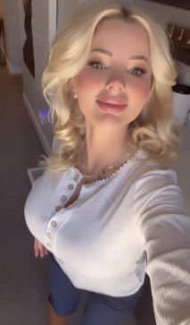 Stella, 37, United States