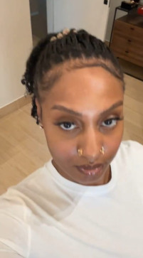 4u, 30, United States