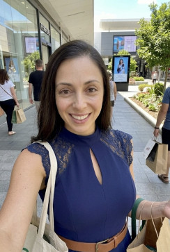 Abbi, 36, United States