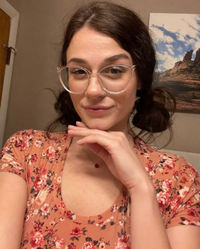 Anna, 30, United States