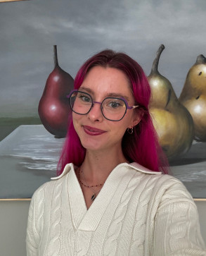 Nora Ballard, 24, United States