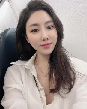 Mi Ran, 30, United States