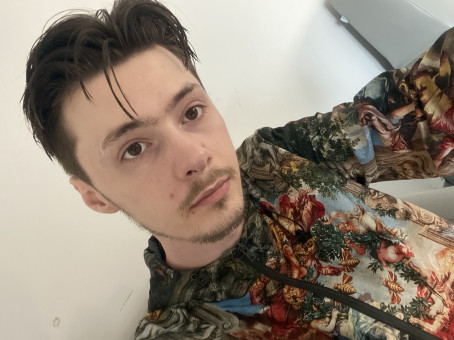 Leon, 21, United Kingdom