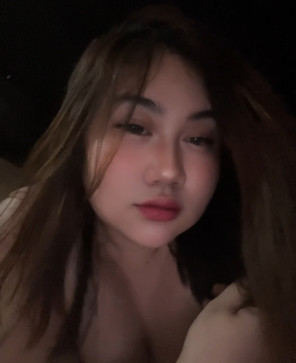 Aldie Marina, 25, Philippines