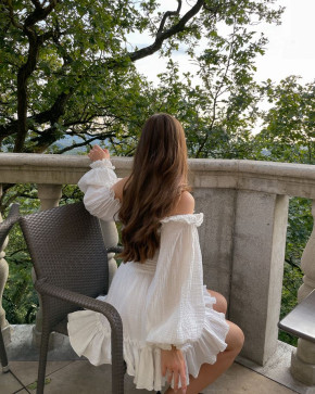 XiunYi, 32, Hong Kong