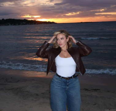 Lisa Colwill, 32, United States